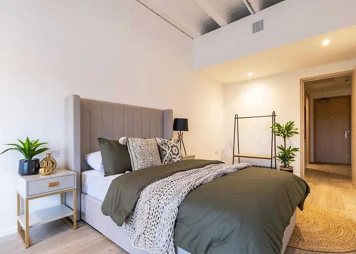 Central Elegant Apartment 2